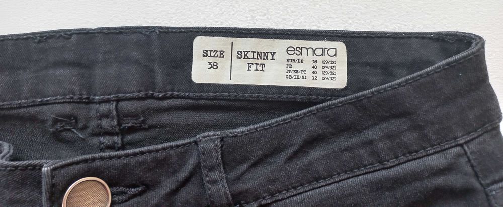 Spodnie SKINNY jeans r.38 esmara czarny denim dżinsy BDB+ uciągliwe