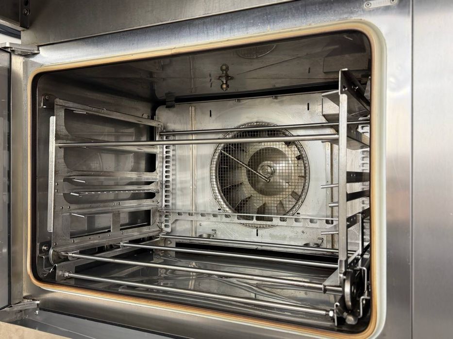 Професійна конвекційна піч Wiesheu B4
