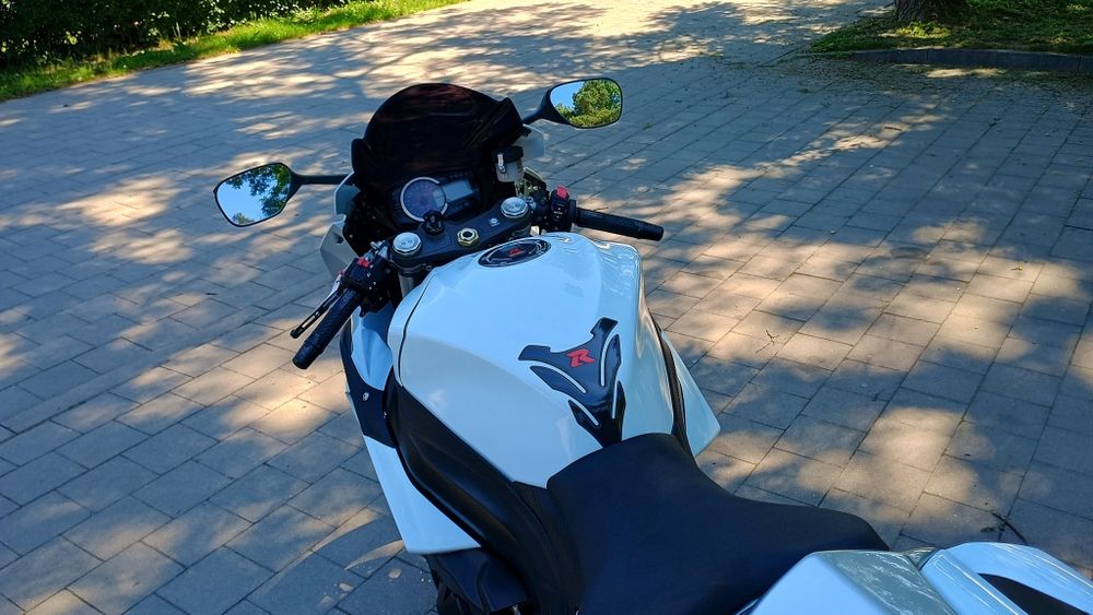 Suzuki Gsx-R  1000 k9  biała 26 tys
