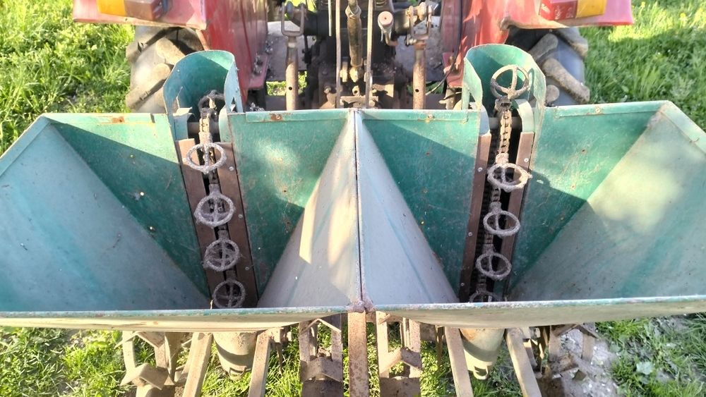 Продам саджалку двухрядну