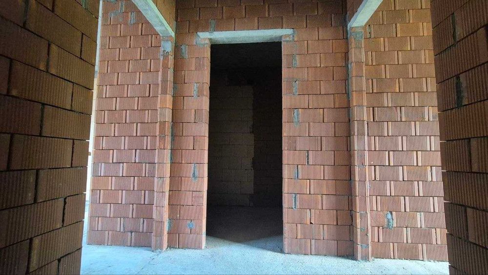 Просторий таунхаус 135 м² біля парку «Дубки»