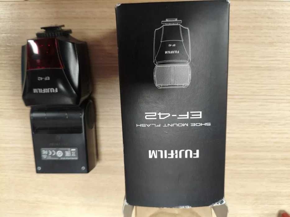 Fujifilm EF-42 lampa blyskowa