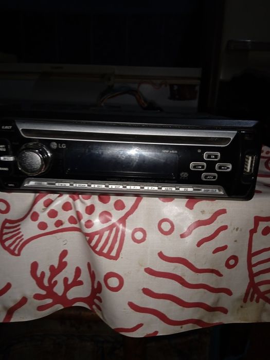 Vendo 2 aparelhos para carro