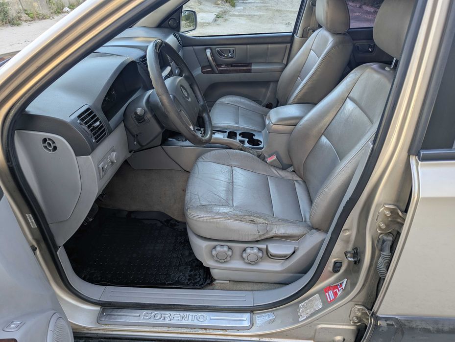 Кіа Соренто 2.5 дизель автомат 4х4 Kia Sorento 2.5 dizel 4x4 avtomatic