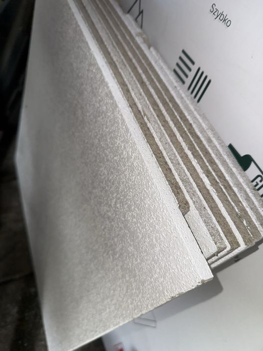 Sufit podwieszany kasetonowy demontaż