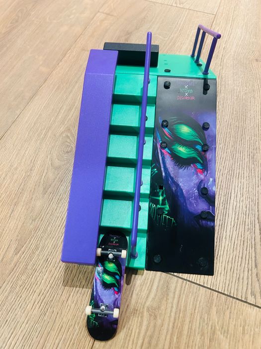 Tech Deck rampa Nyjach rail + deska