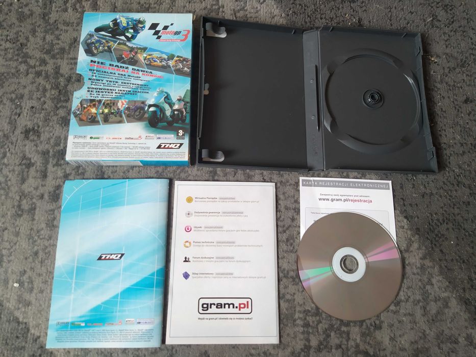 MotoGP 3 Ultimate Racing Technology PC CD BOX