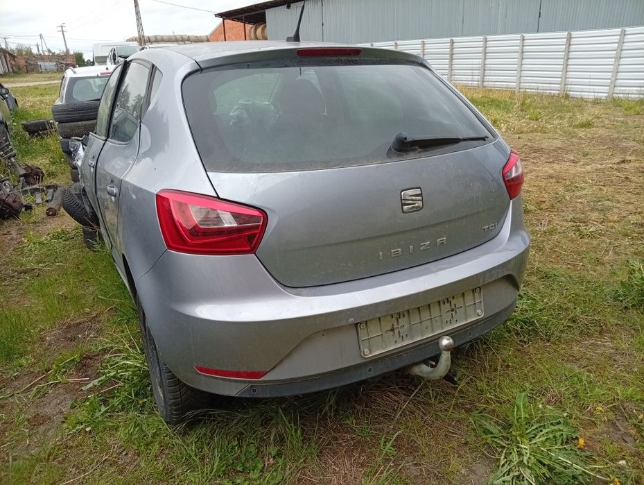 Seat Ibiza 6j po lifcie lampa tył prawa lewa