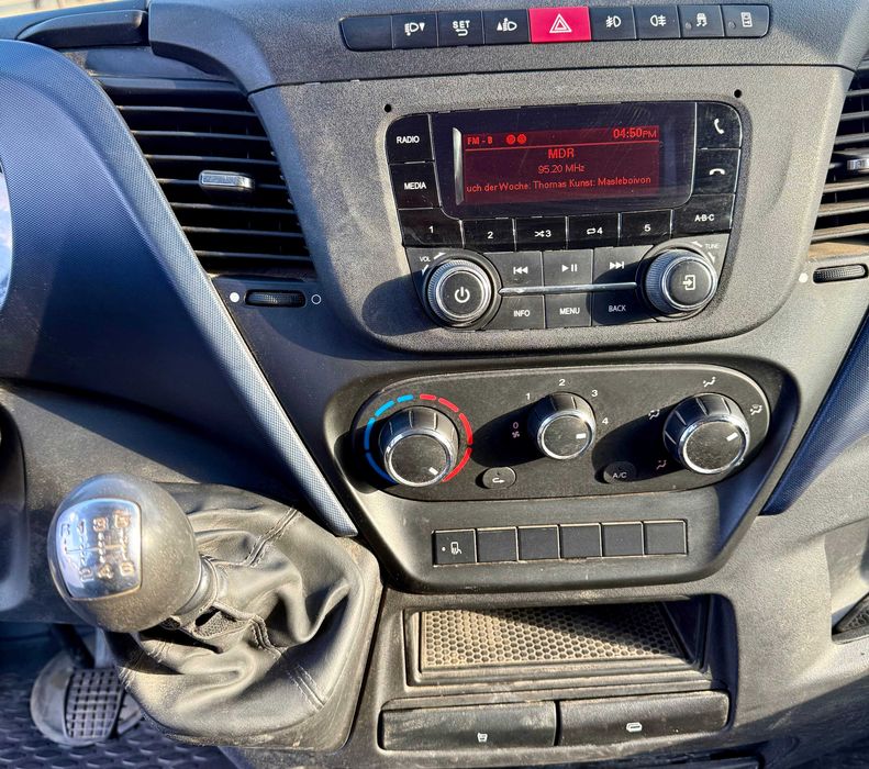 IVECO Daily 35 S14 Cabine Dupla, 7 lugares, AC, 2019, 110.000 Km