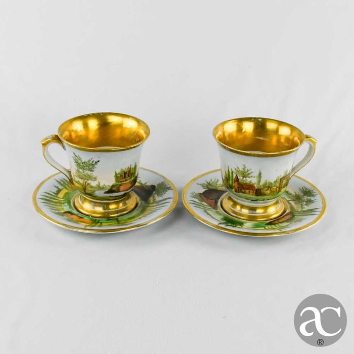 Par de chávenas almoçadeiras porcelana Europeia, séc. XIX