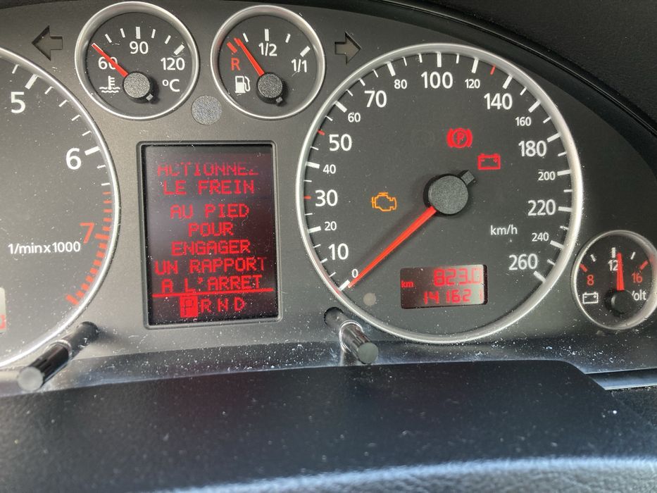 AUDI A6 ano 2001