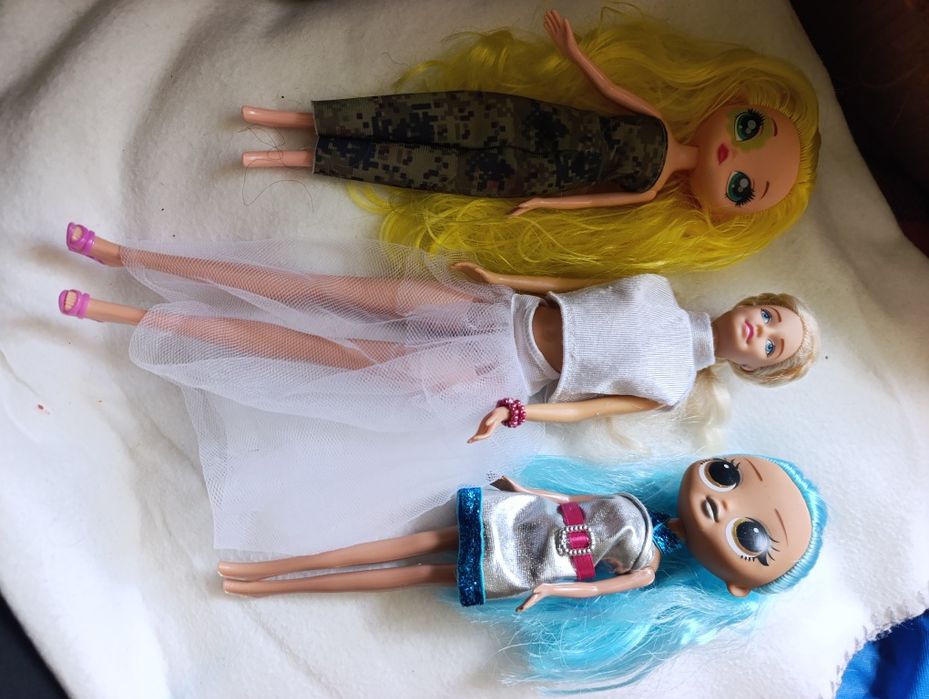 Куклы. Аналог Барби. Цены разные.