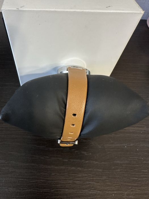 Годинник DKNYжіночій