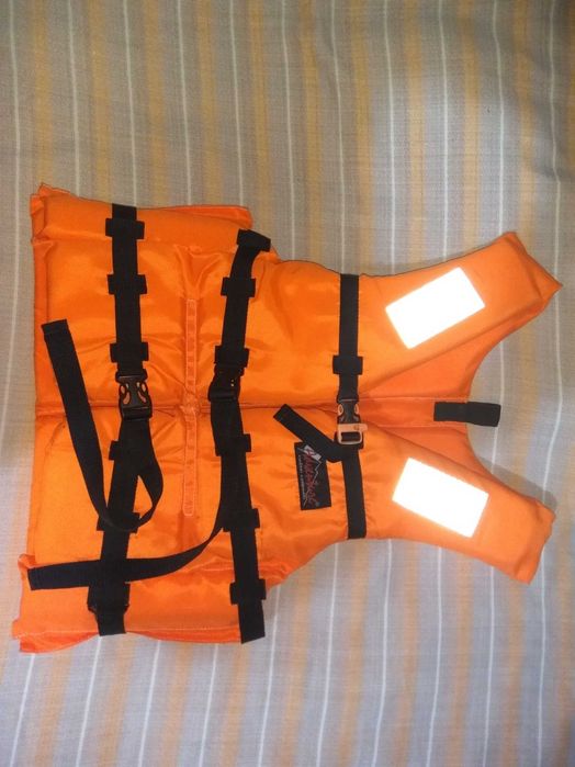Страховочный жилет