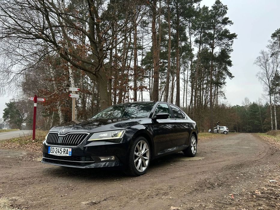 Skoda Superb 2.0 TDI * 190km * DSG * 2 kluczyki * navi * PDC * ksenon * kamera
