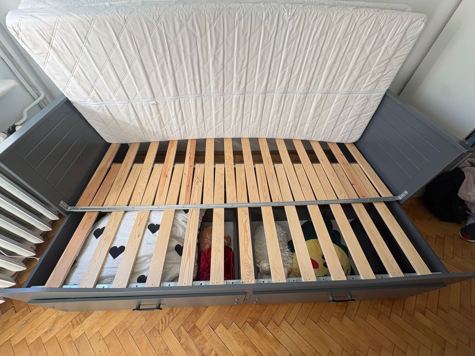 Młodzieżowe łóżko dwuosobowe