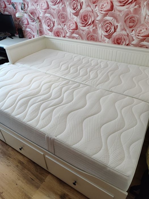 Łóżko IKEA Hemnes plus materace Jysk