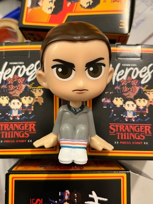 Bonecos STRANGER THINGS McDonald's Colecção 6 figuras Eleven, Dustin