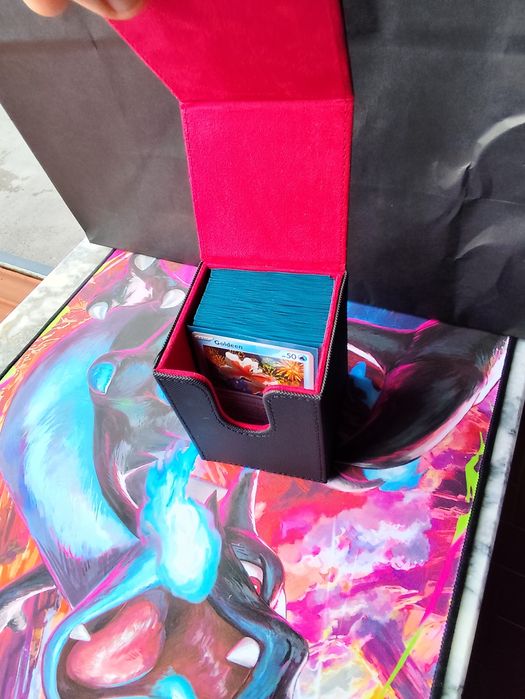 Deckbox com interior em camurça