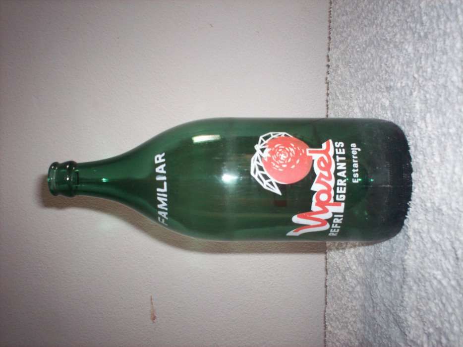 Garrafas pirogravadas Bussaco , Uprel, Porto Sobreiro...