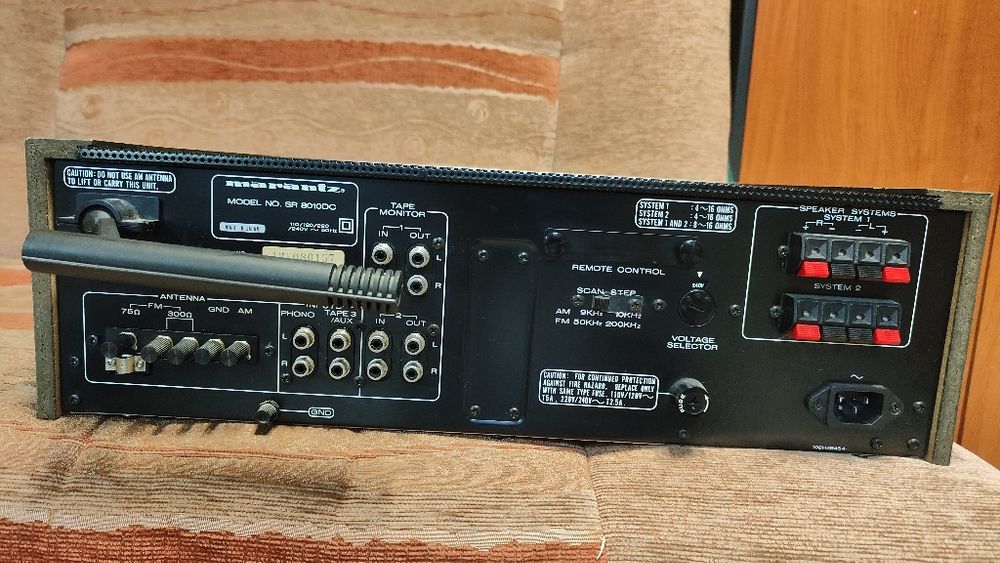 Marantz SR 8010 stereo