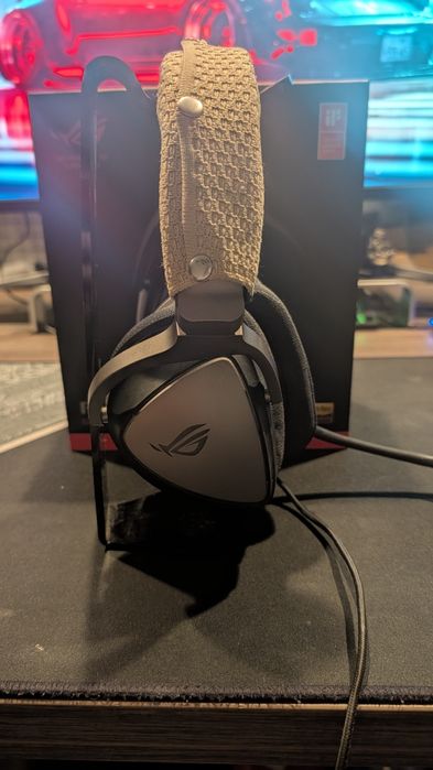 Навушники Asus rog delta