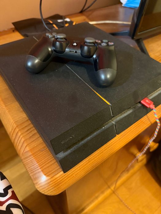 PlayStation 4 slim