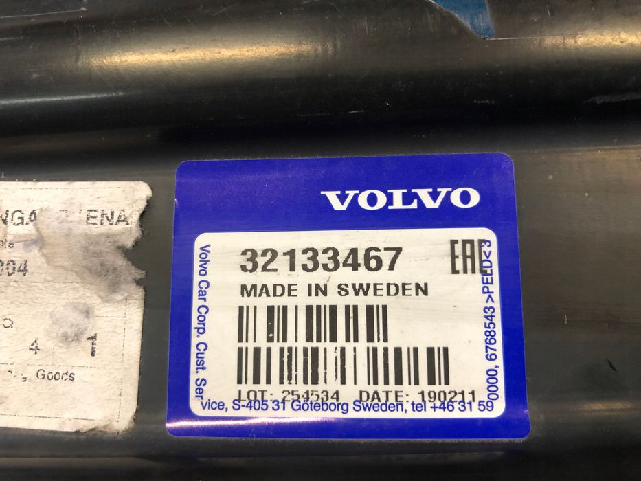 volvo xc60 ii 2018- belka zderzaka tył nowa org
