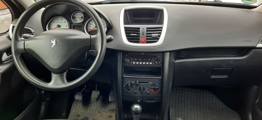Peugeot 207 SW, 1.4 benzyna zwykły silnik, kombi, panoramiczny dach