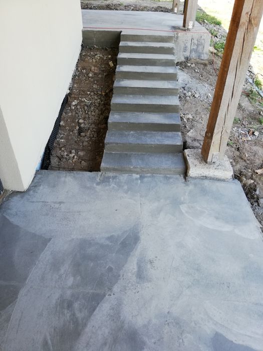 Ogrodzenia z pustaka,fundamenty,demontaż starych ogrodzen