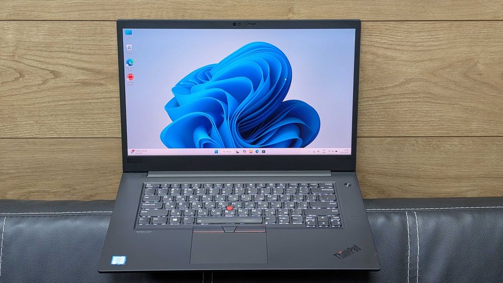 Lenovo ThinkPad X1 Extreme Gen2 4K UHD IPS HDR i7-9850H NVIDIA GeForce