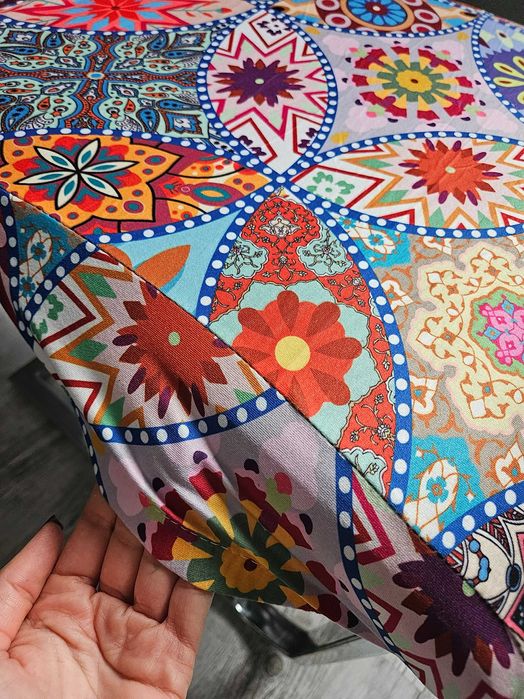 Pokrowce na krzesła wzór folklor kolorowe 4 szt uniwersalne