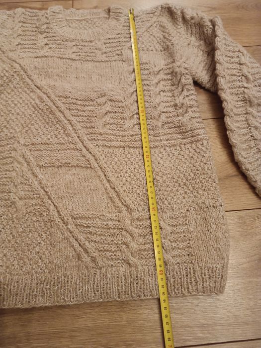 Sweterek  wełniany