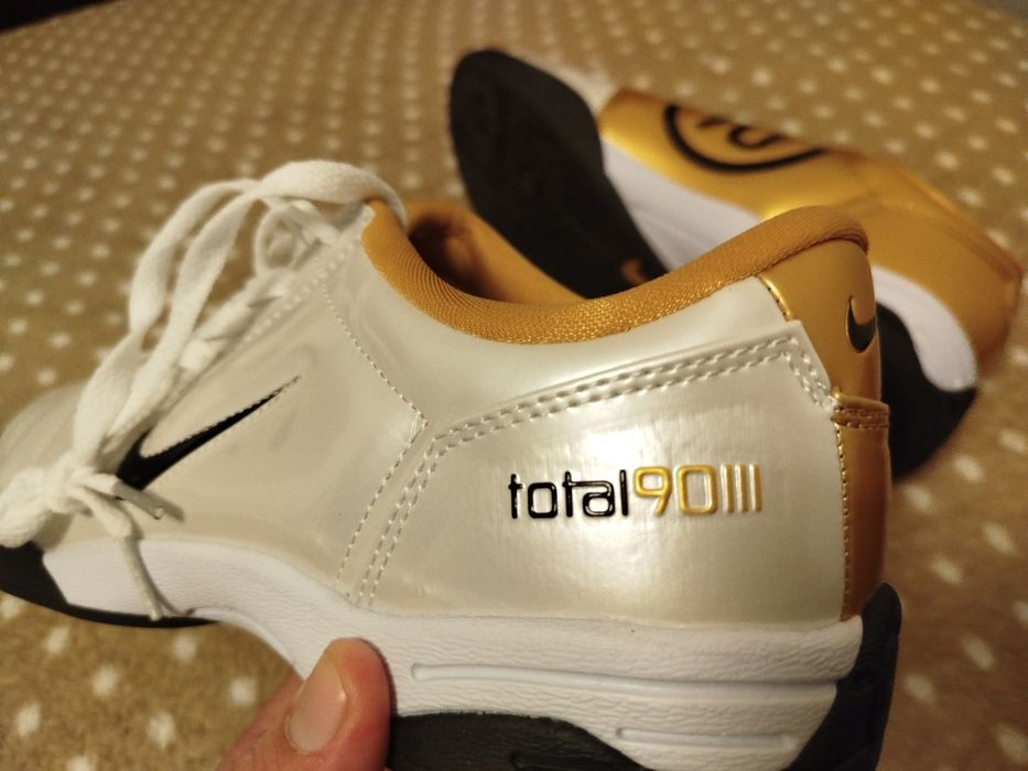 Tênis Total 90 Nike