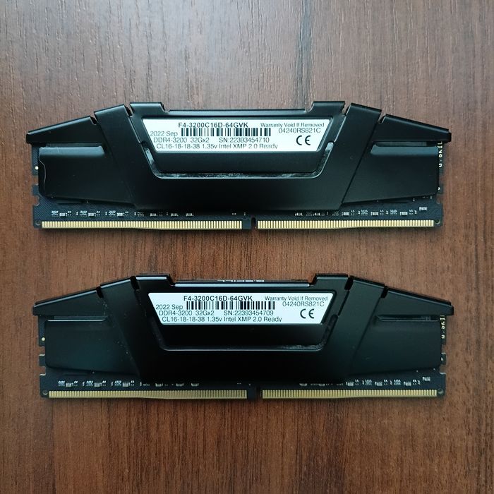G.Skill DDR4 64GB (2x32GB) 3200MHz Ripjaws V (F4-3200C16D-64GVK)