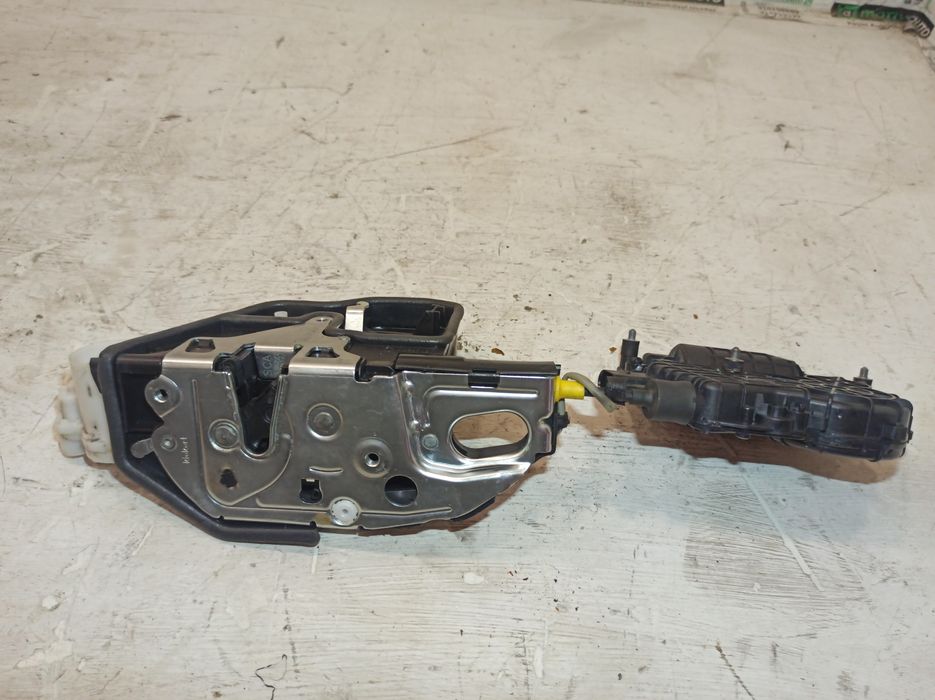 Fecho da Porta Frente Esquerdo - BMW X6 (E71, E72) | 07 - 14