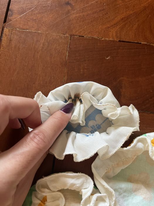 Capas de tecido para tampas de frascos