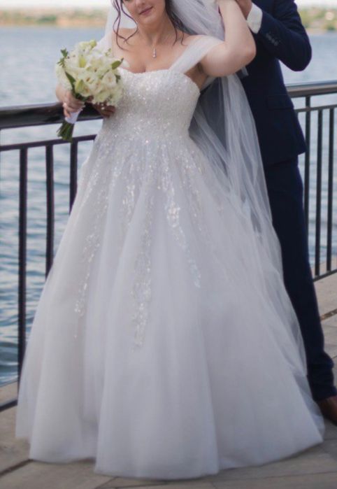 Весільна сукня 50-56р