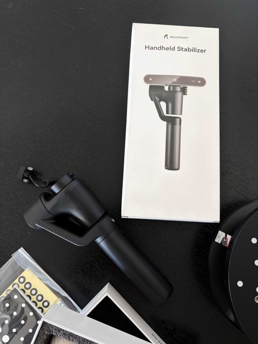 Revopoint Mini 3D Scanner, com estabilizador e base rotativa