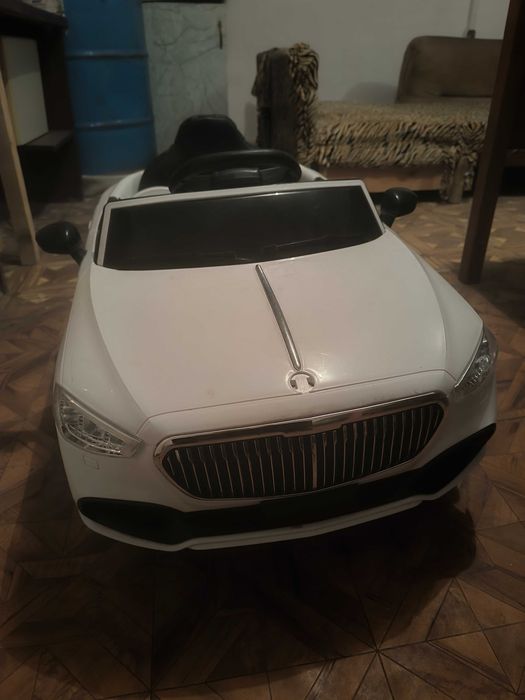 Продам детскую электромашину