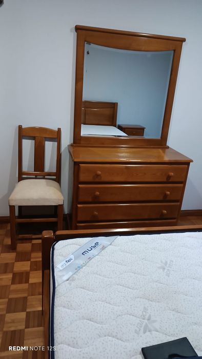 Mobilia de casal Cerejeira