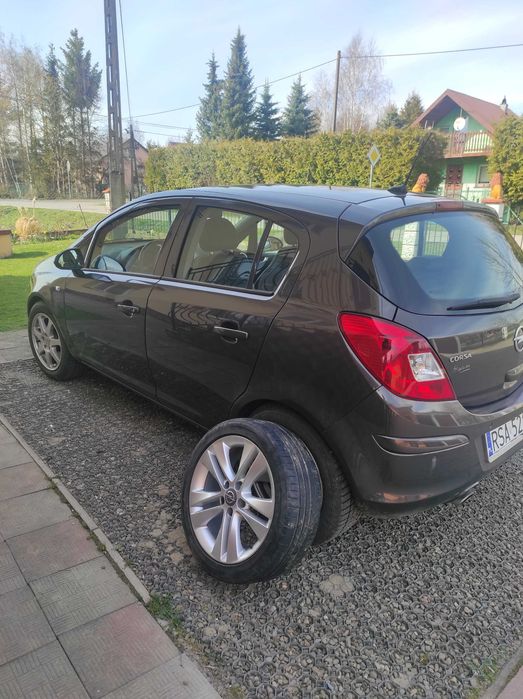 Opel corsa D 1.4 benzyna + lpg