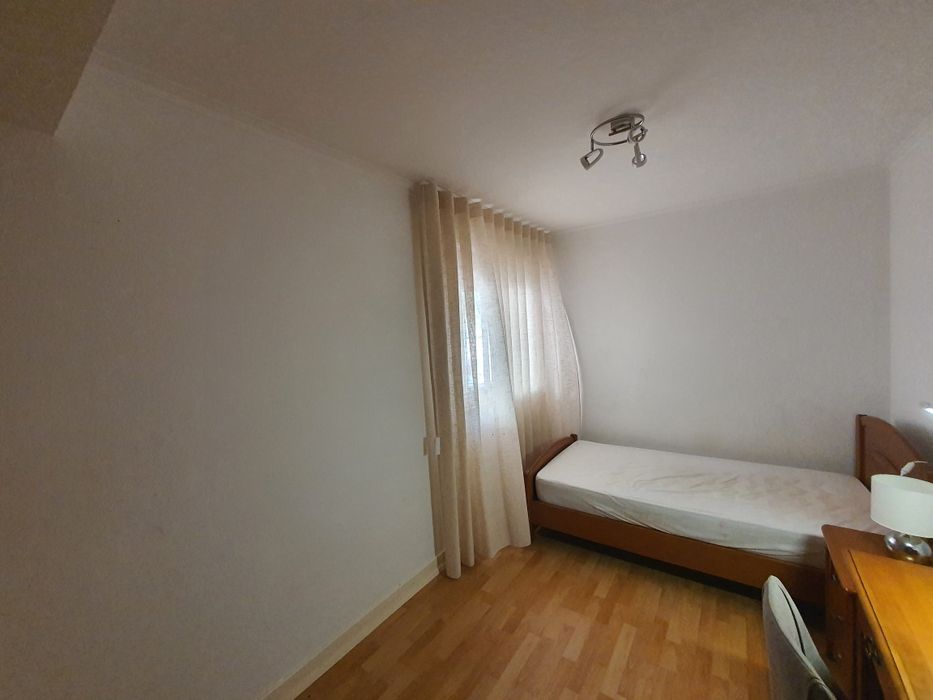 Quarto Olivais junto Faculdade de Economia