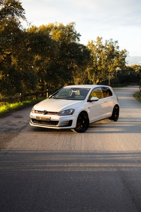 VW Golf 7 GTI Performance 230cv