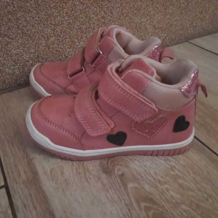 Buty dla dziewczynki