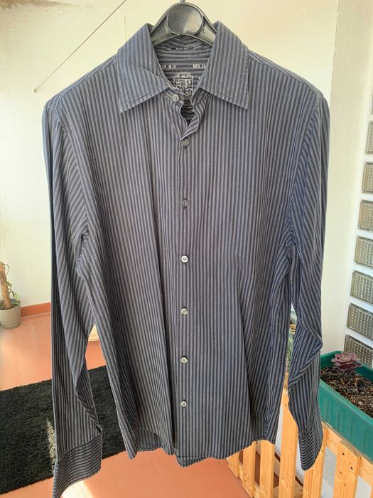 Camisa Springfield Slim Fit Azul Escuro às Riscas – Tamanho M – Ótimo Estado