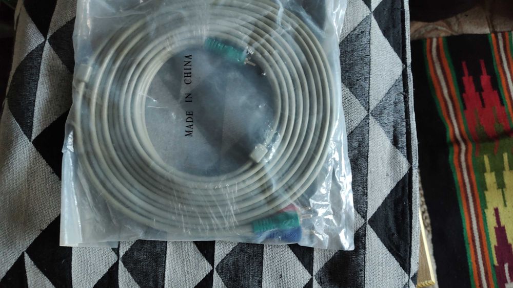 Продам кабель тюльпан-тюльпан