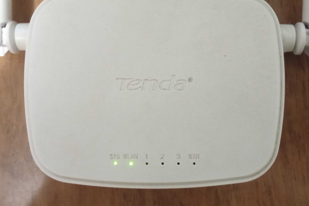 Вай фай роутер Tenda N301