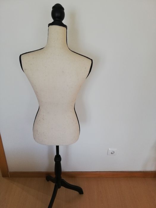 Cabide Manequim Feminino