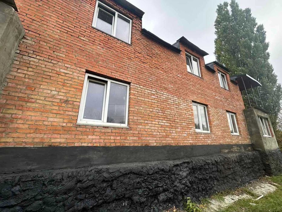 Продаж будинку з ділянкою на 10 соток, 440.9 кв. м, Жмеринка